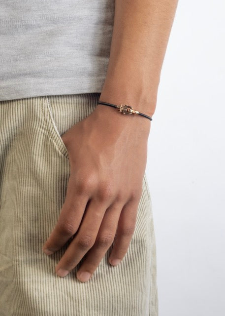 Diapason VIBES, Bracelet Bangle, cordon noir, boucle rose et diamants