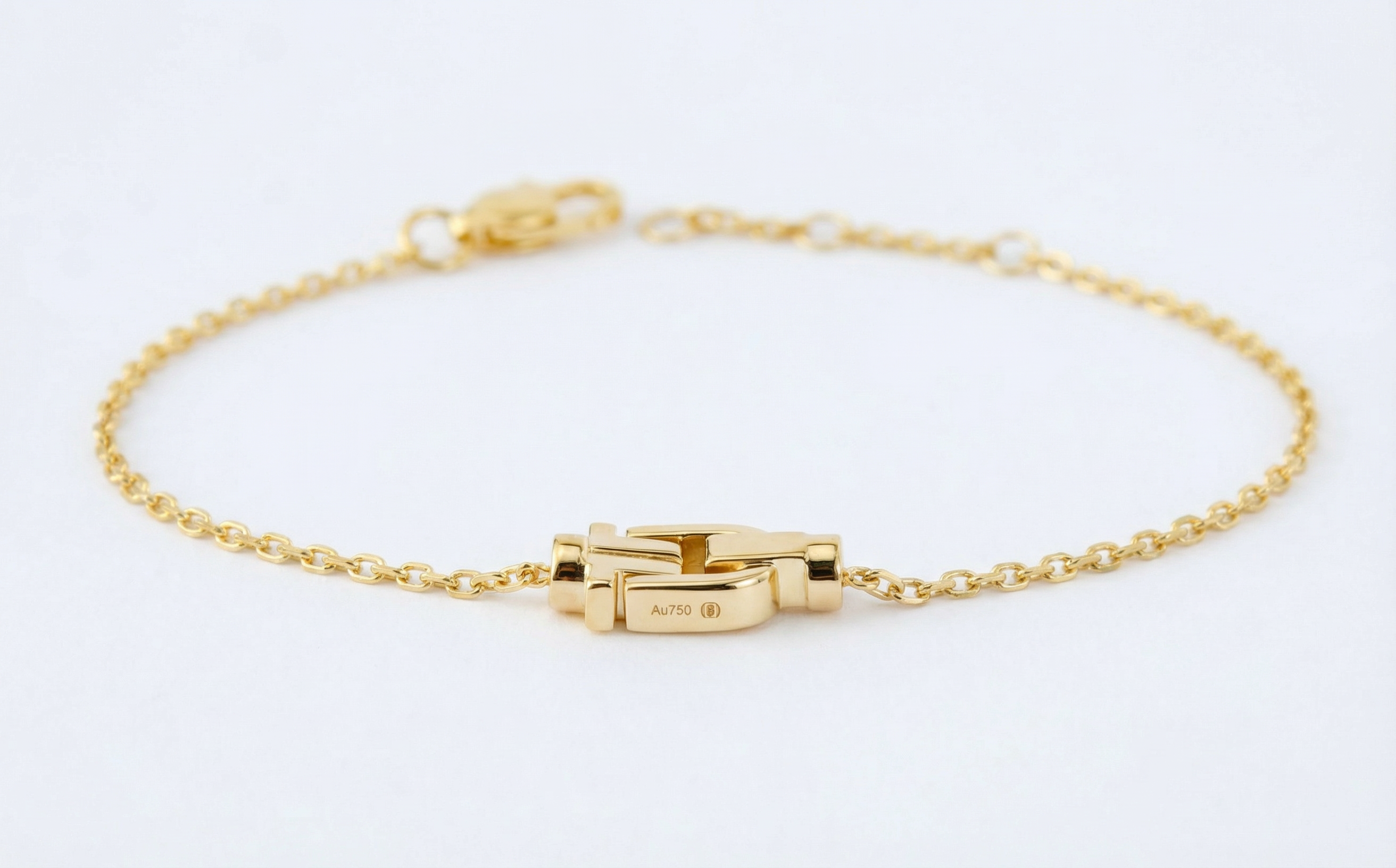 <h3>Diapason Chain Bracelet</h3><p><h4>18K Yellow Gold</h4>