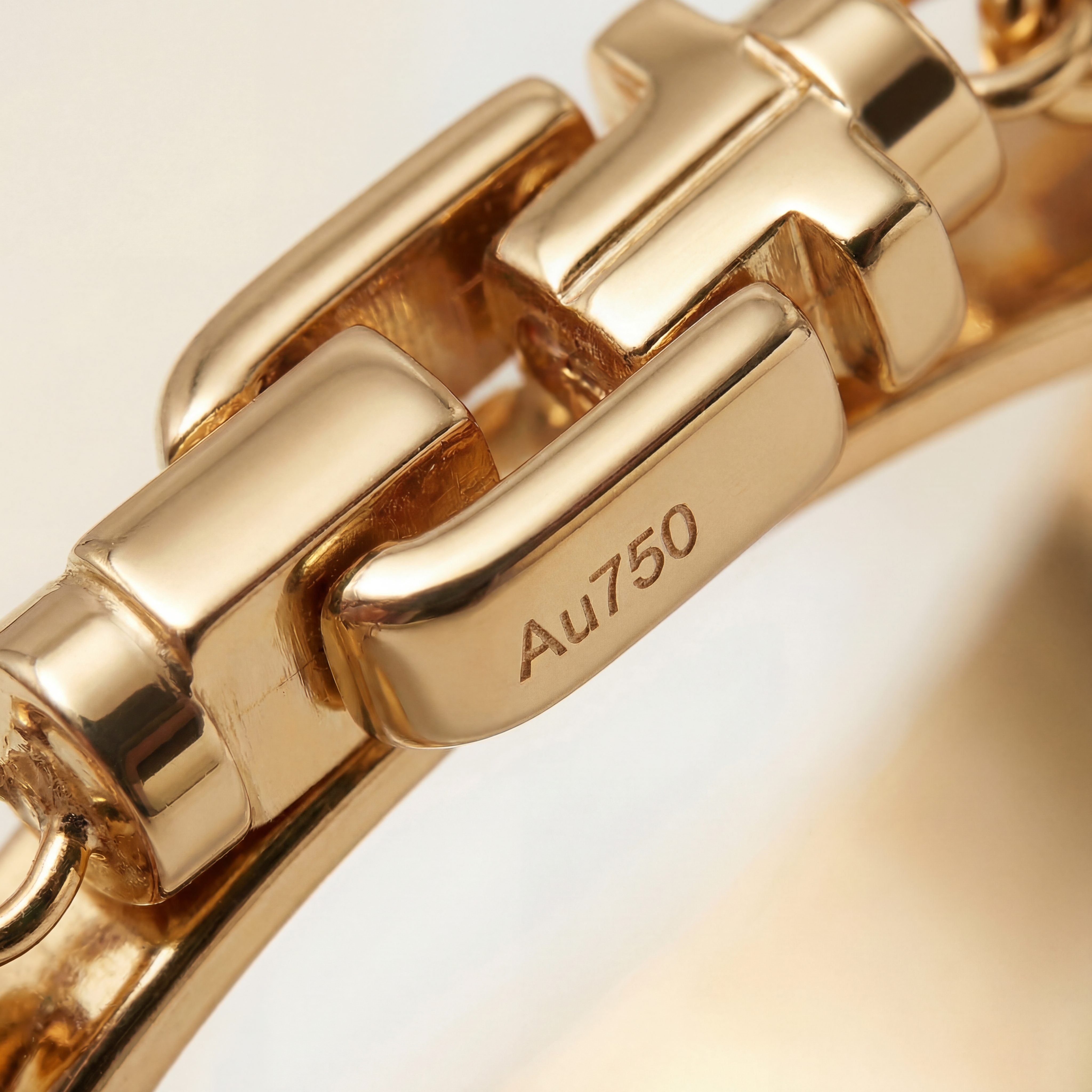 <h3>Diapason Chain Bracelet</h3><p><h4>18K Yellow Gold</h4>